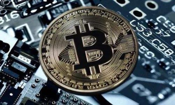 這個#crypto 錢包一年內賺了 1,641,047,796 美元！他找到 x100 低上限的技能